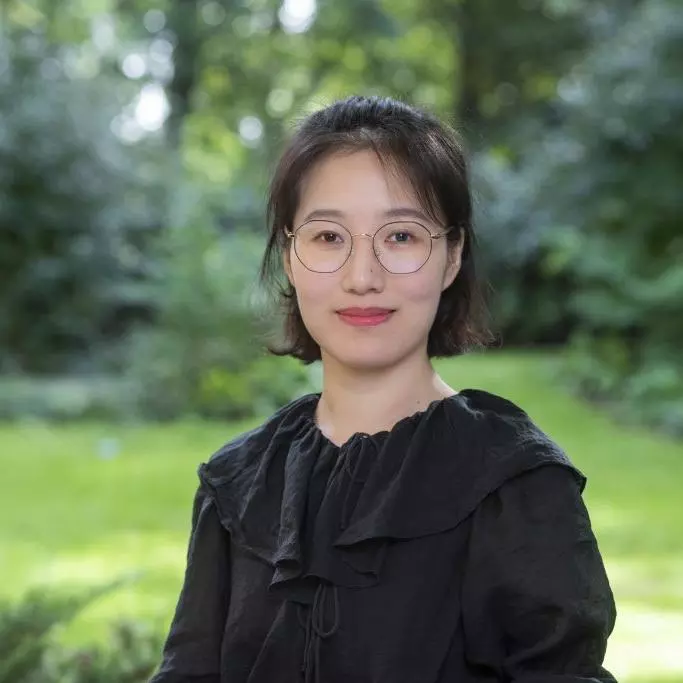 Dongxia Nie